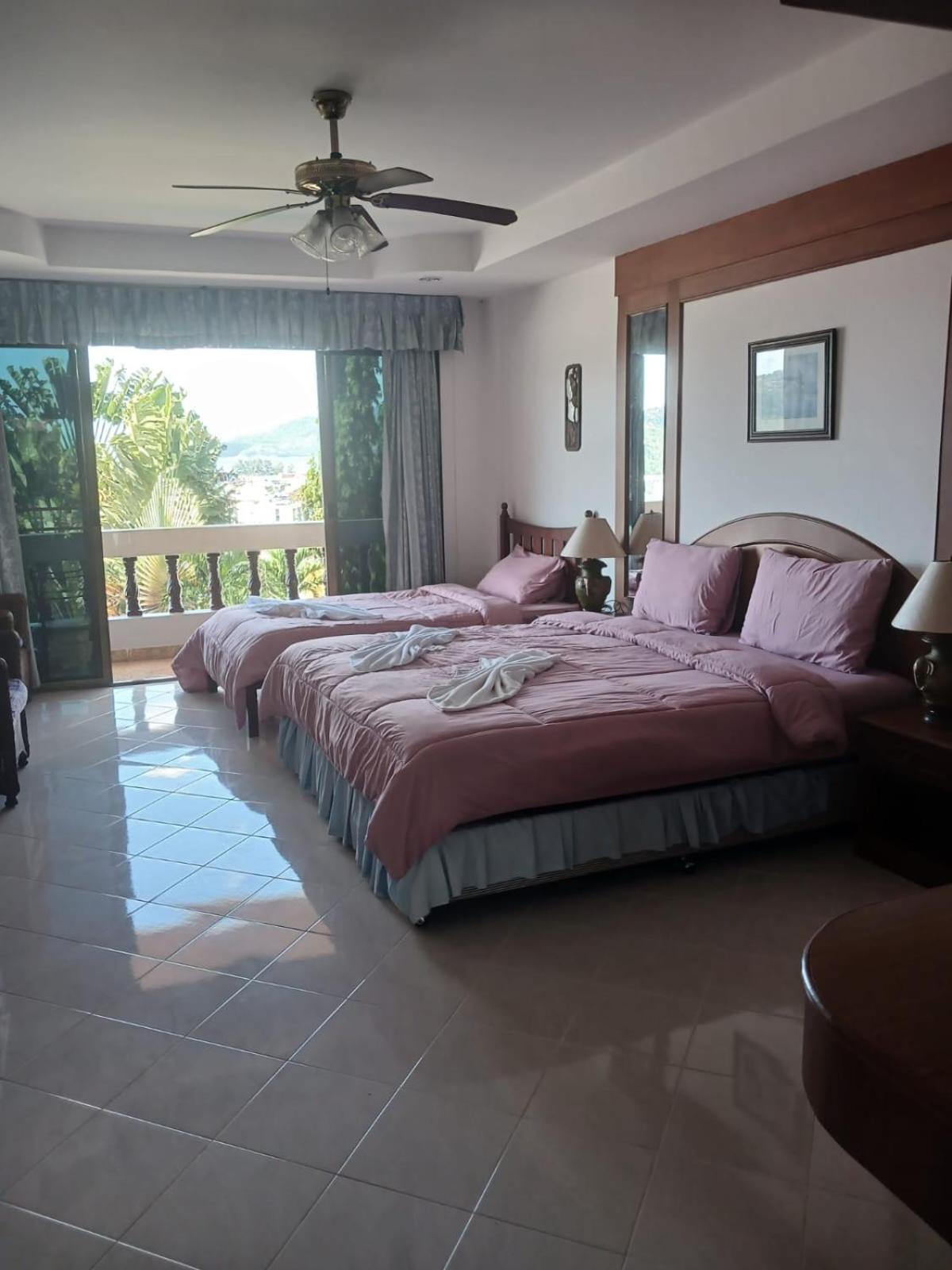 Aksarai Hotel Patong Luaran gambar