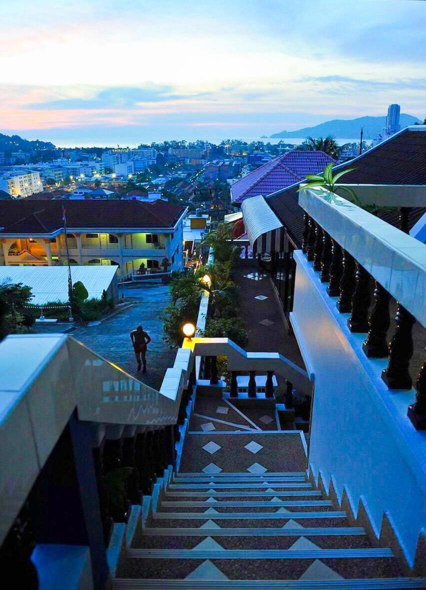 Aksarai Hotel Patong Luaran gambar
