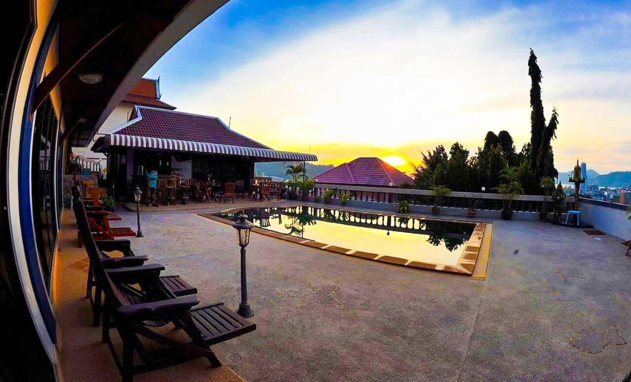 Aksarai Hotel Patong Luaran gambar