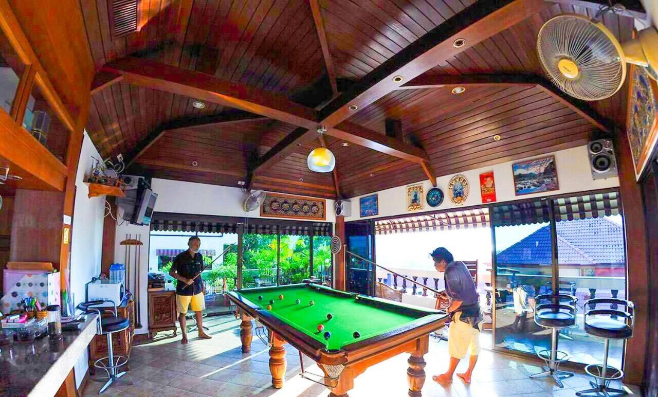 Aksarai Hotel Patong Luaran gambar